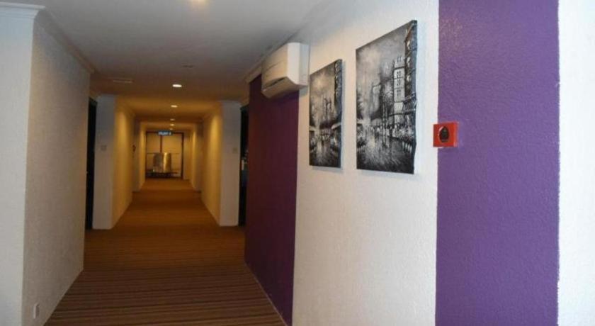 Regent Hotel Bintulu Exterior foto
