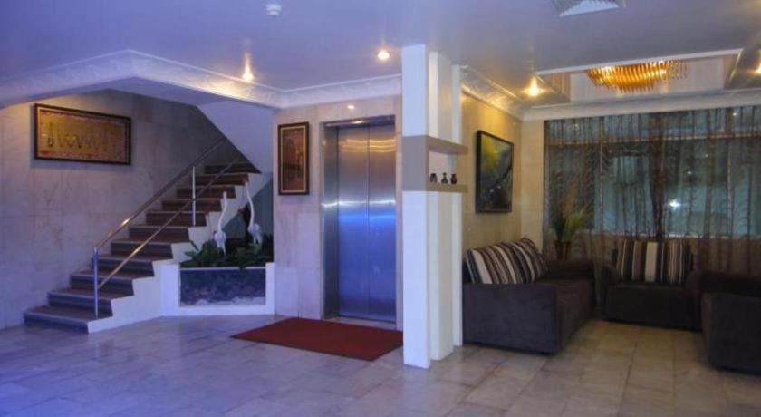 Regent Hotel Bintulu Exterior foto